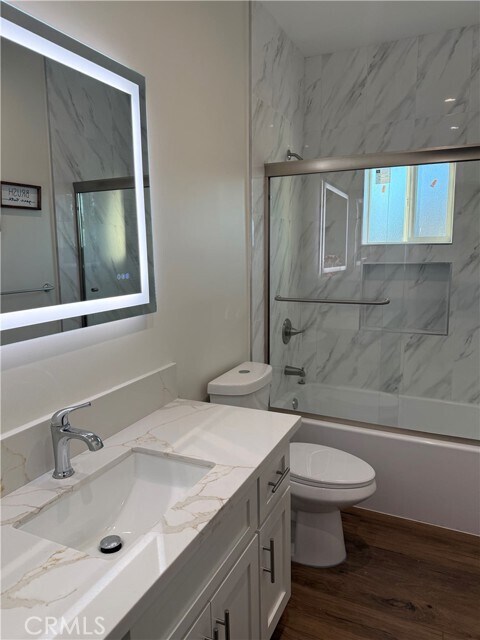 Foto del edificio - 3617 W 172nd St