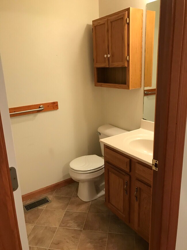 4407 Pickfair Rd Unit 4407, Springfield, IL 62703 Condo for Rent in