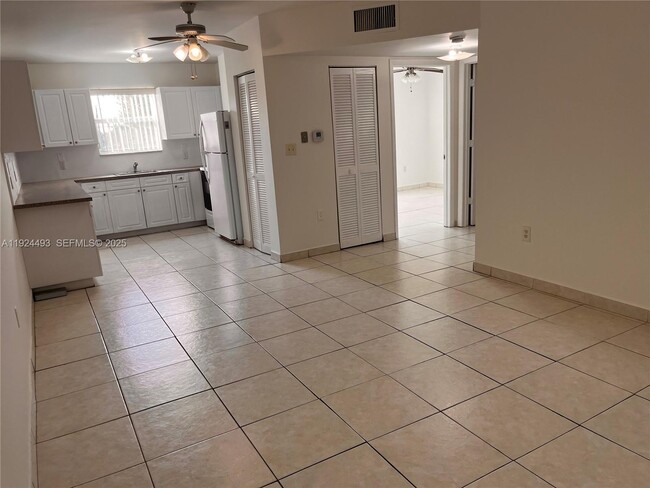 Foto del edificio - 181 NW 47th Ave