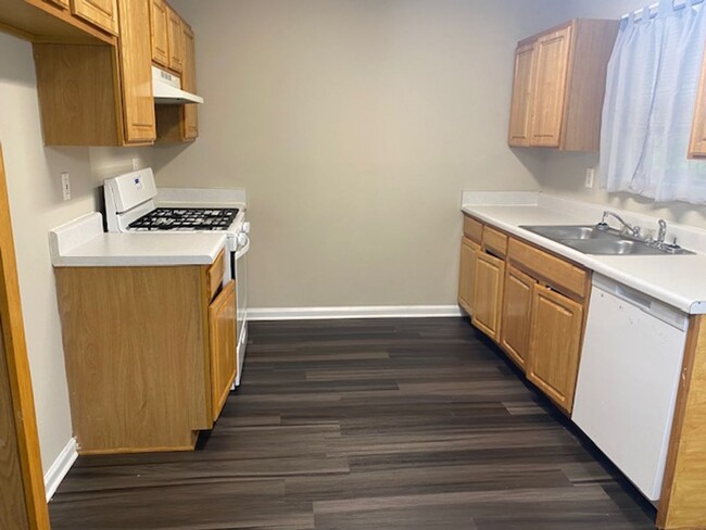 Building Photo - Ranch Style home in Locust Grove