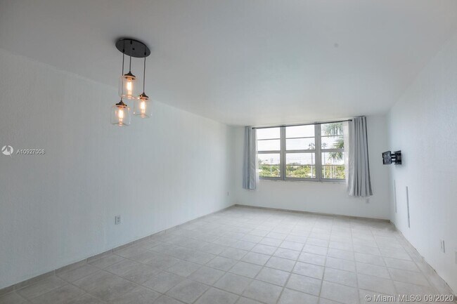 Foto del edificio - 1020 Meridian Ave