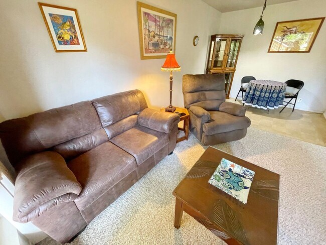 Foto del edificio - Southpointe - Furnished 2 Bed / 1 Bath Ground Floor Unit w/fenced in yard