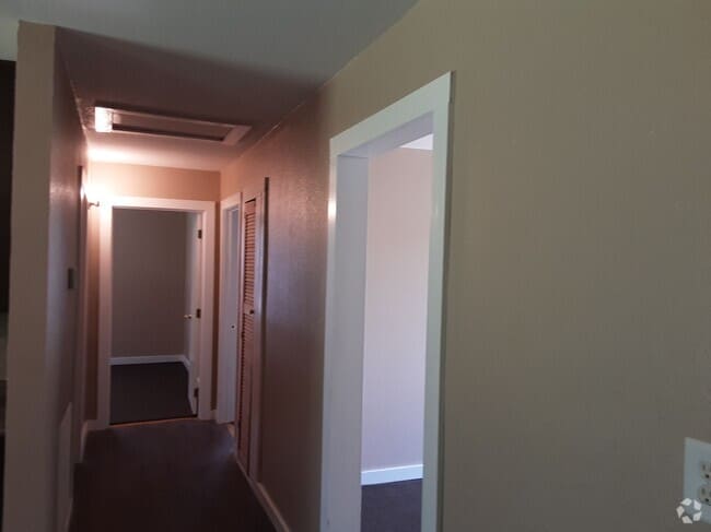 Building Photo - 3420 Westmoreland St