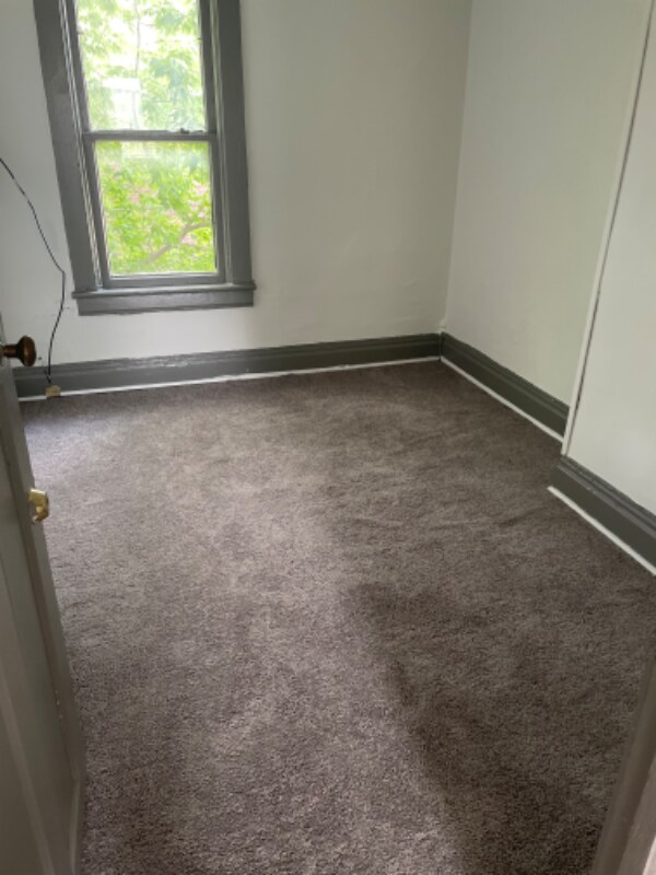 Foto del edificio - 2249 S Hamilton St