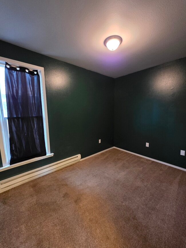 Foto del edificio - 208 W Main Ave