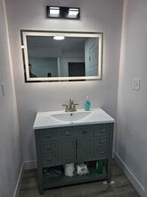 Building Photo - 310 S 600 W