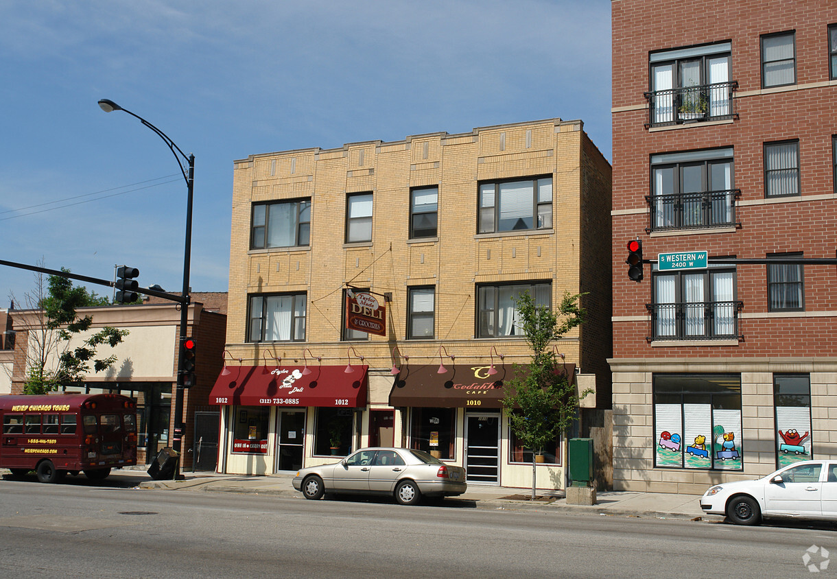 Building Photo - 1010-1012 S Western Ave