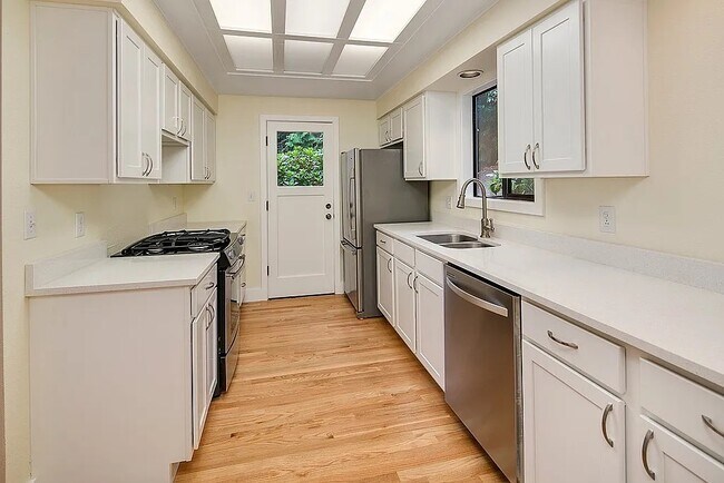 Foto del edificio - 11704 NE 73rd St