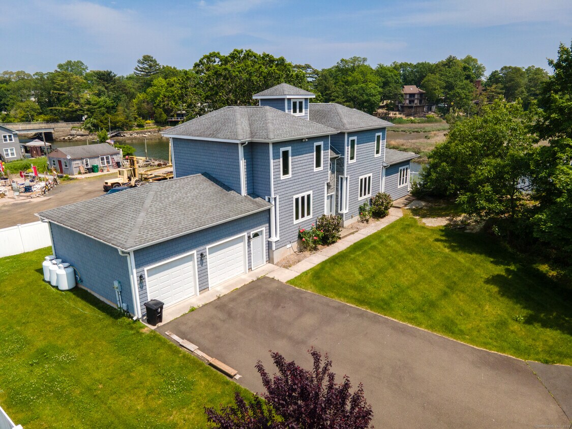 Primary Photo - 44 Brown Rd