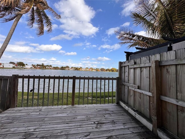 Building Photo - 401 NW 109th Ave