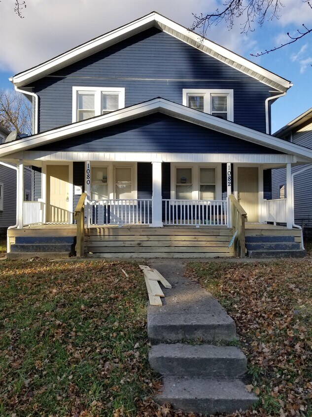 Primary Photo - 1082 E 20th Ave