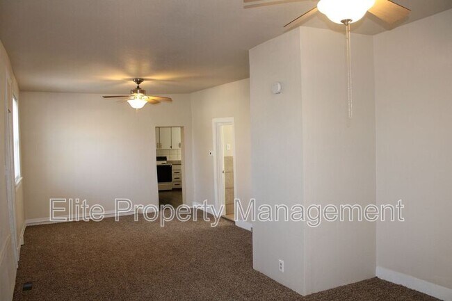 Foto del edificio - 1026 W 13th St