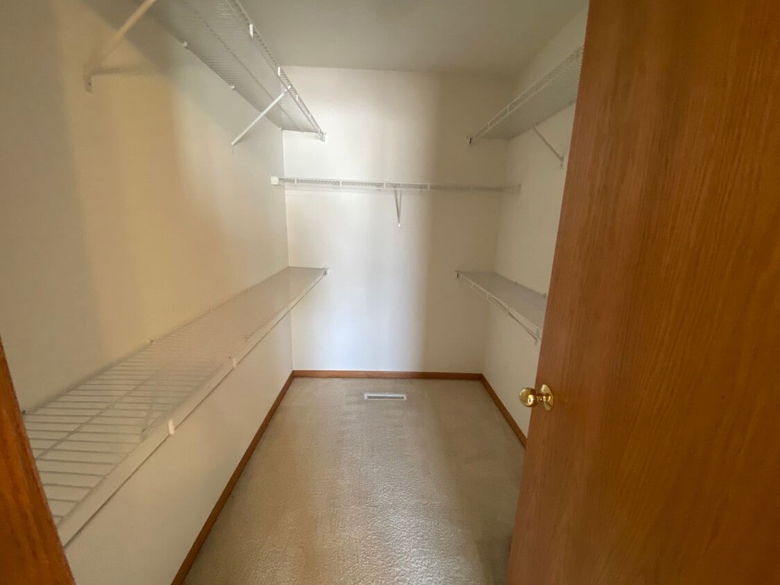 Primary Photo - 3 Bed, 2 Bath Townhome in South Fargo!