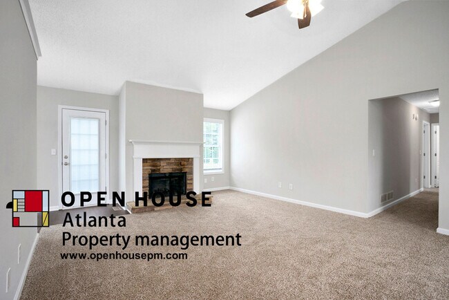 Building Photo - 319 Hickory Lake Dr, Acworth