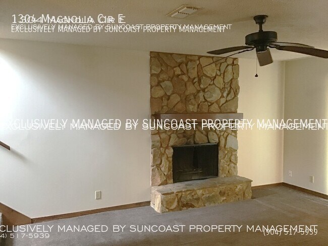 Foto del edificio - 1304 Magnolia Cir E