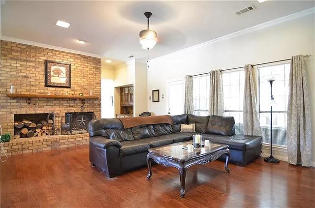 Foto del edificio - 2338 Highlands Creek Rd