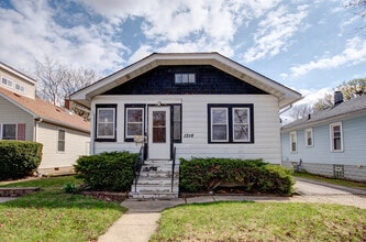 Building Photo - 1318 N Prairie Ave