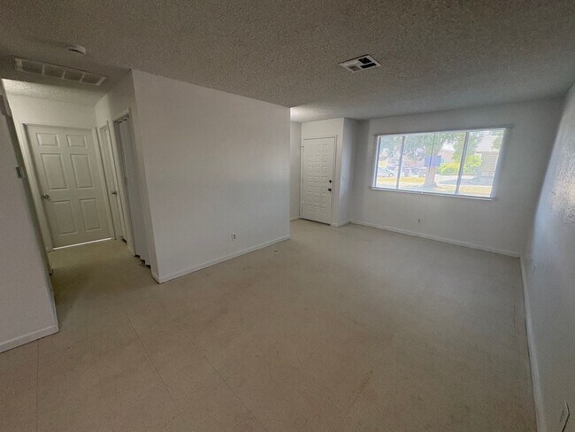 Foto del edificio - 2533-2537 West Chestnut