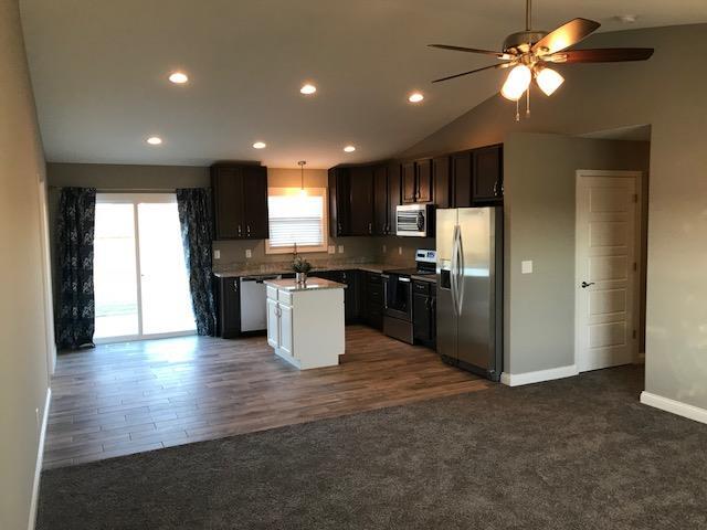 Building Photo - 411 Split Rail Dr