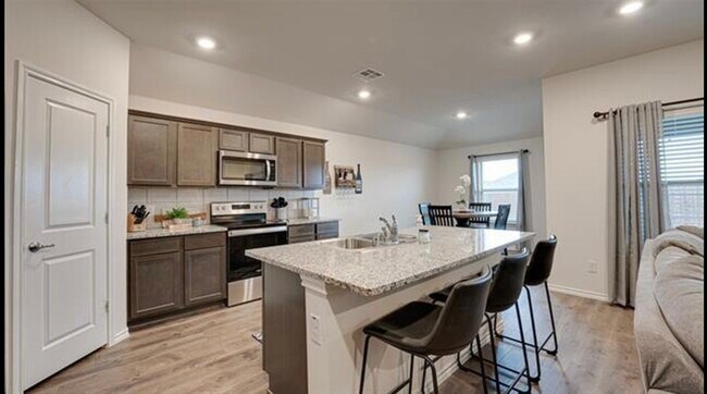 Building Photo - 3205 Hawkins Dr