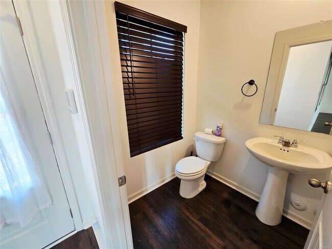 Foto del edificio - 4071 Fields Run