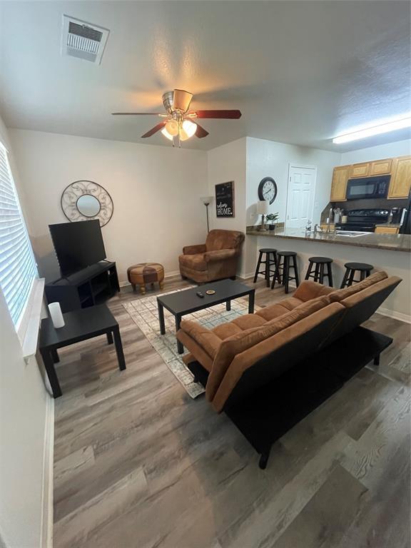 Foto del edificio - 1307 Mallard Ln