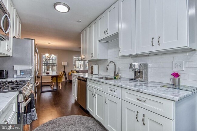 Foto del edificio - 14884 Lambeth Square