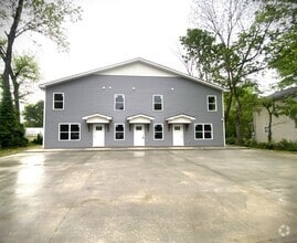 Building Photo - 1723 S Walnut St