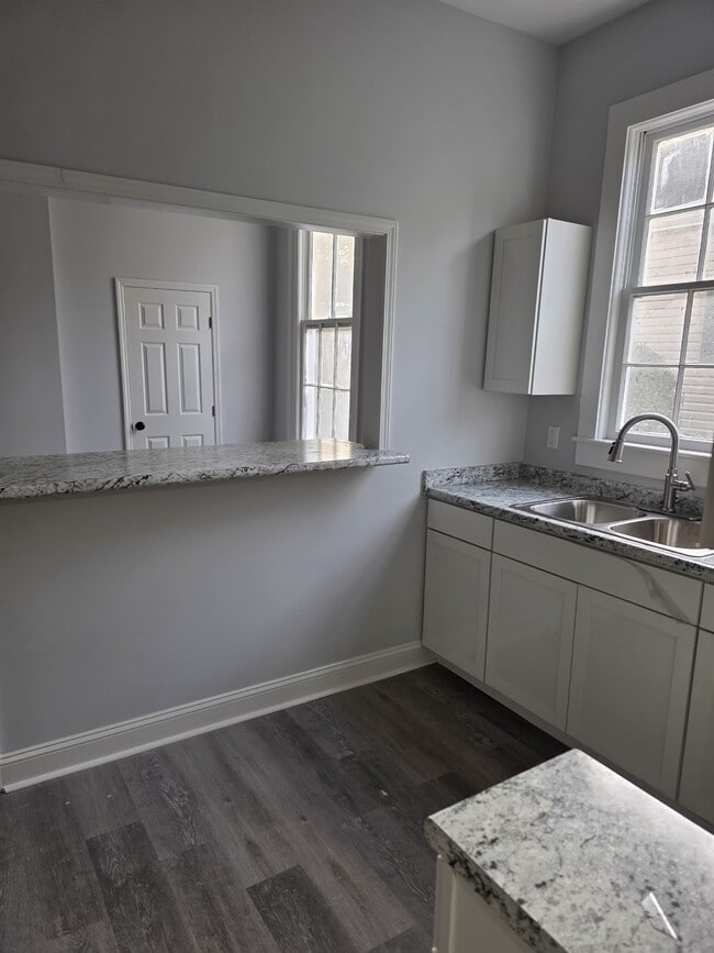 Building Photo - 1745 1st Ave