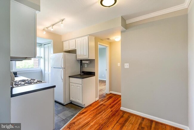 Building Photo - 1627 Massachusetts Ave SE