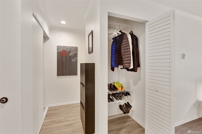 Foto del edificio - 2250 NW 58th St