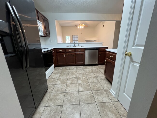 Kitchen - Open Floor Plan - 5816 Kayla Dr