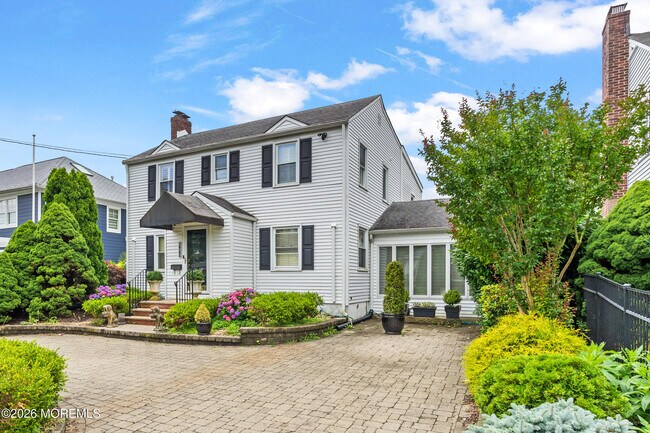 Building Photo - 608 Corlies Ave