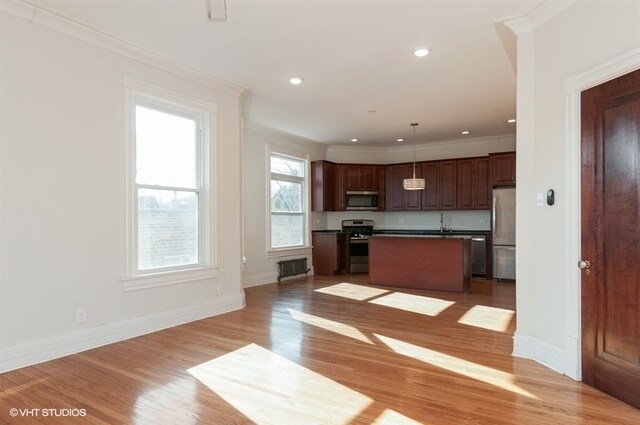 Building Photo - 121 S Kenilworth Ave