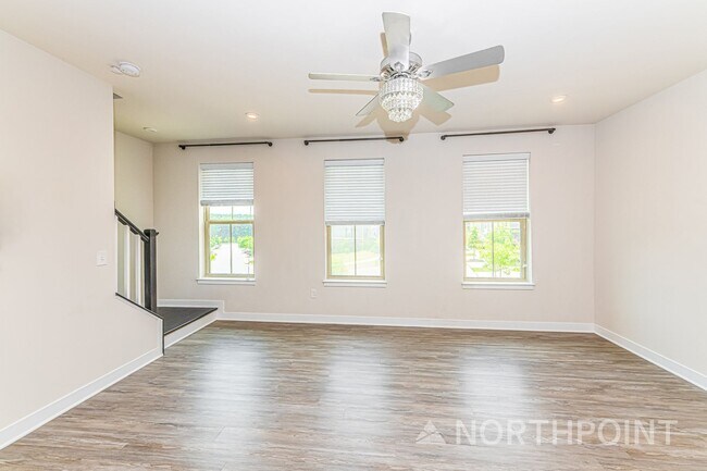 Foto del edificio - 934 Channing Park Cir