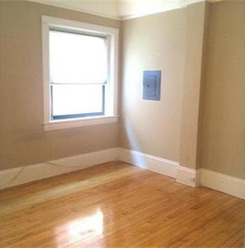 Building Photo - 1080 Beacon St