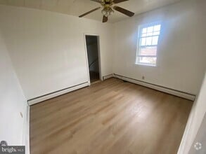 Building Photo - 26 Bohac St
