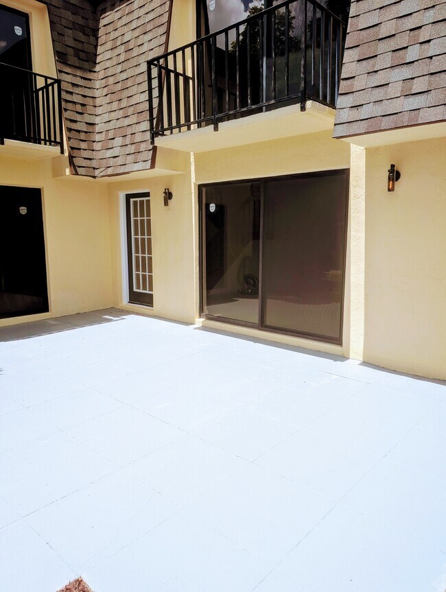 Foto del edificio - 5572 Malt Dr