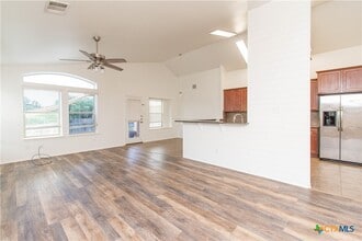 Building Photo - 7003 Osbaldo Dr