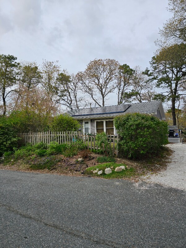 Foto del edificio - 1 Pokesit Rd