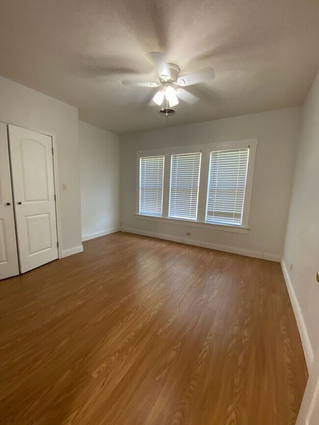 Foto del edificio - 1202 Stanwood Ave