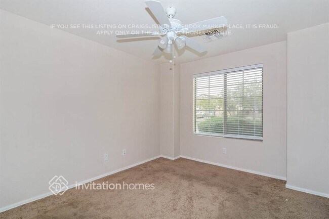 Foto del edificio - 14816 N 129th Dr