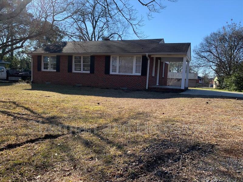 Primary Photo - 3524 Rainbow Rd
