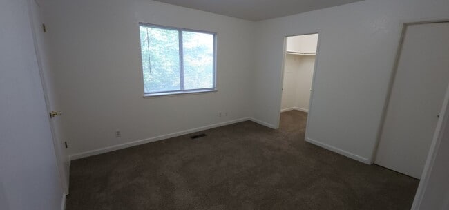 Building Photo - Timothy