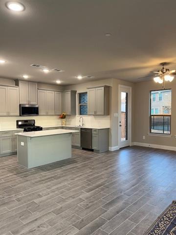 Foto del edificio - 1748 Redding St