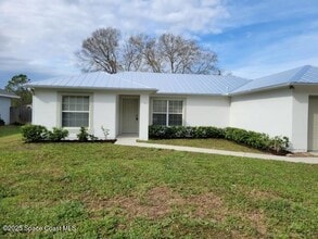 Building Photo - 8455 103rd Ct