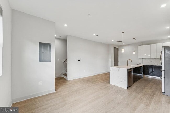 Foto del edificio - 3523 14th St NW