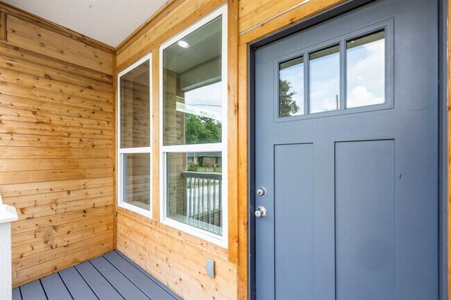 Foto del edificio - 6832 Morrow St