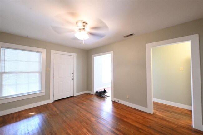 Building Photo - 3403 Cherrywood Rd