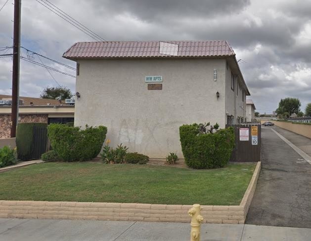 Primary Photo - 7211 Trask Ave